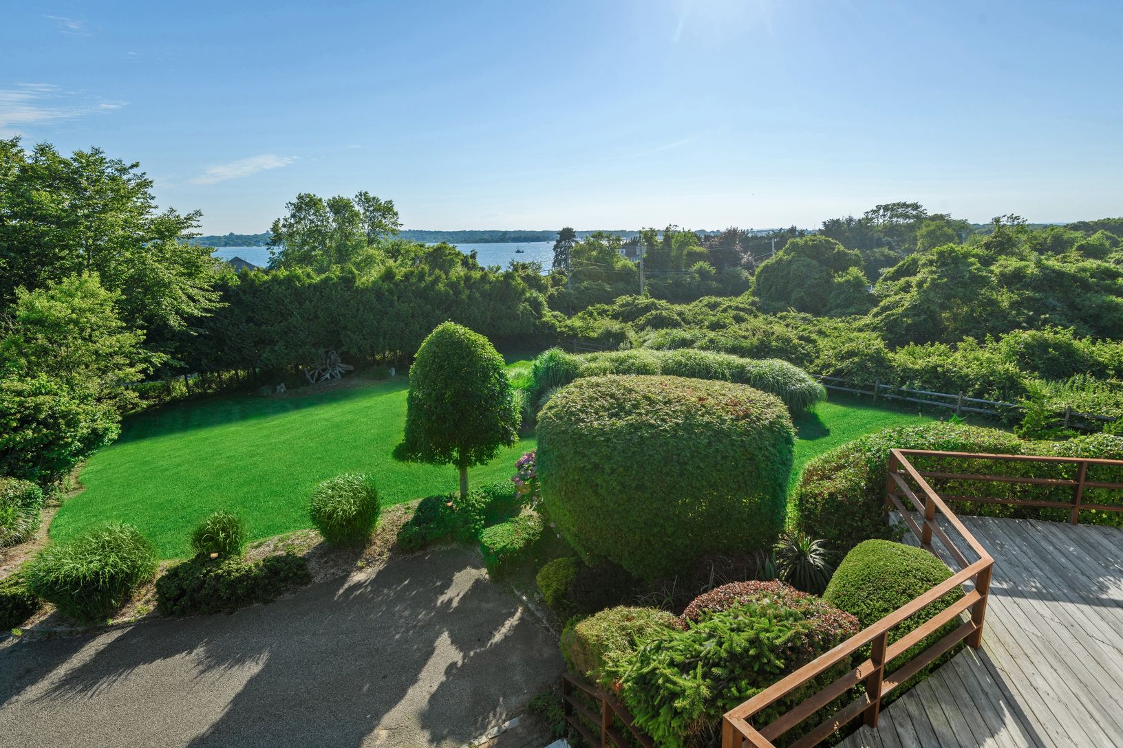  Views of Lake Montauk