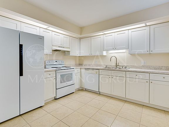4th image of 1608 Palmer Dr