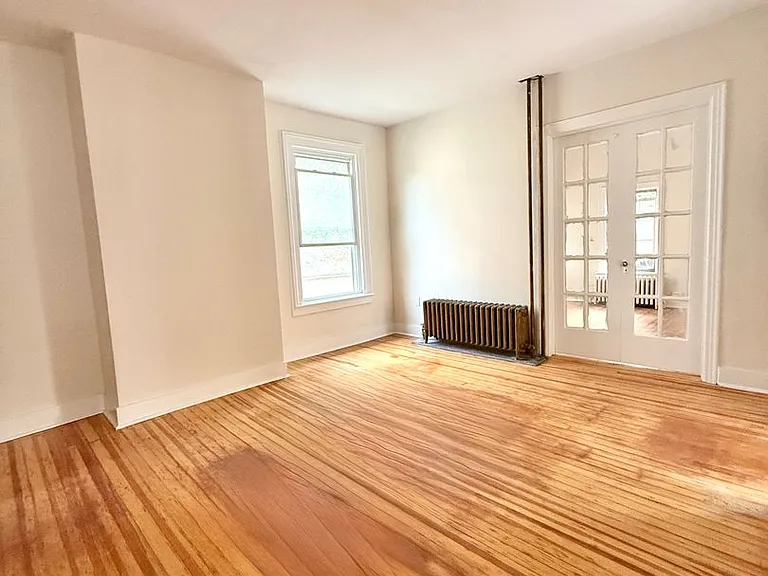 37 Green St — Photo 1