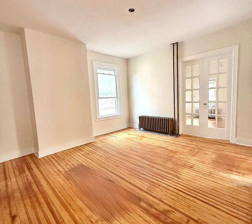1st image of 37 Green St APT 2