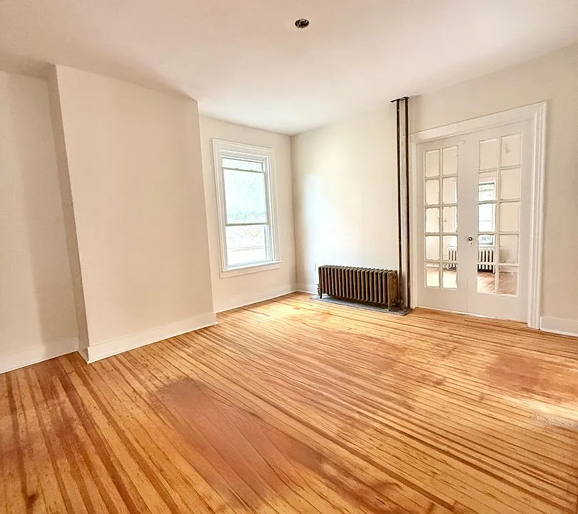 37 Green St