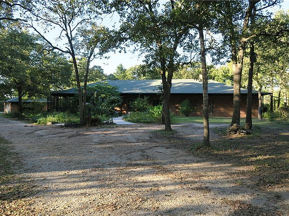 2nd image of 5051 Parker (pvt) Ln