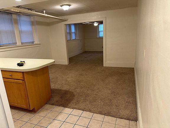 5th image of 1715 Lagoon Ave S #9