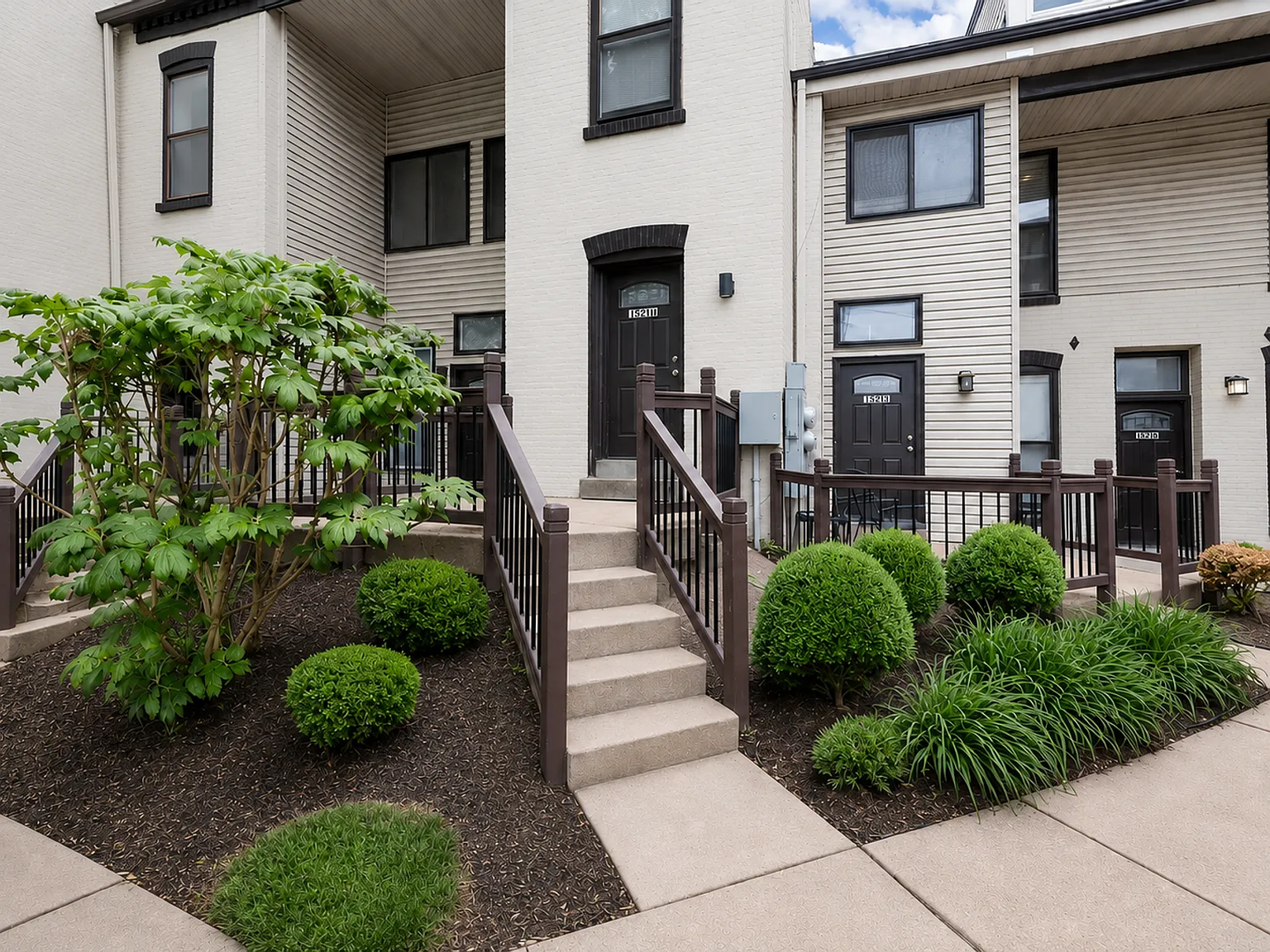 1500 Menard Apartments — Photo 3