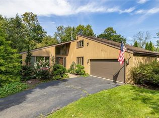 340 Tunxis Rd, West Hartford, CT 06107