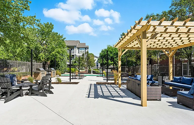 Summit Ridge Apartments — Photo 45