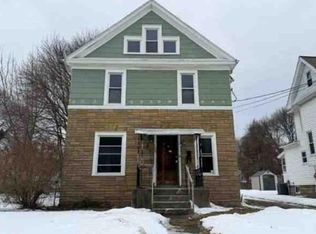 1083 Laird St, Akron, OH 44305