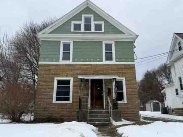 1083 Laird St, Akron, OH 44305