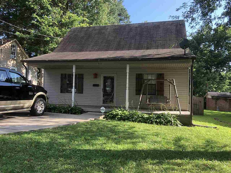 1st image of 417 Light St