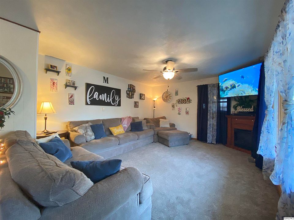 407 Camden Rd, Mount Sterling, IL 62353 Zillow