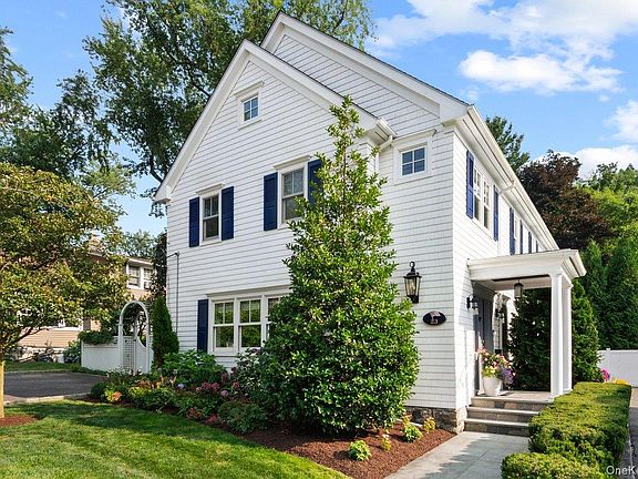 2nd image of 23 Fairlawn Street
