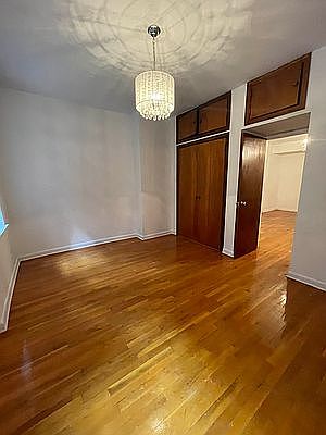 4th image of 137 W 86th St #1N