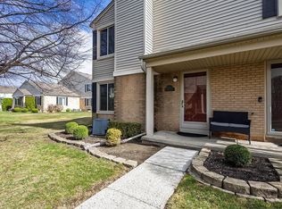 44511 S Carolina Dr, Clinton Township, MI 48038