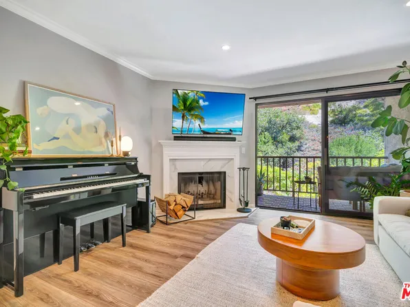 4210 Via Arbolada Unit 205, Los Angeles, CA 90042