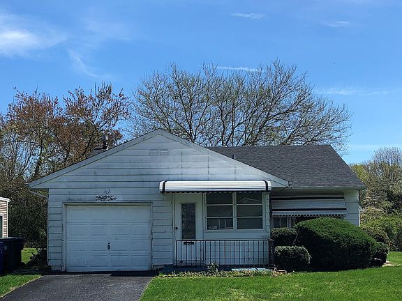 3rd image of 52 Sunflower Ln