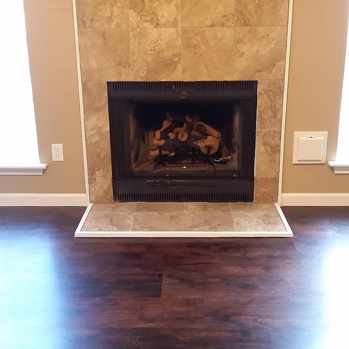 2402 Sycamore Ave — Photo 2