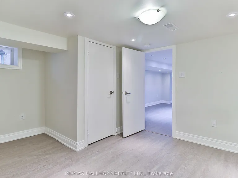 281 Symington Ave — Photo 10