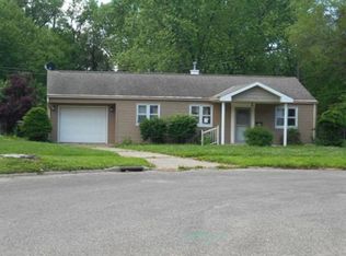 102 Craig Rd, Marquette Heights, IL 61554