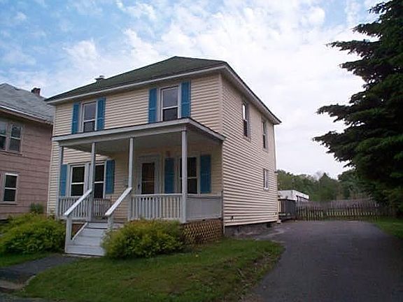 2nd image of 24 Mechanic St