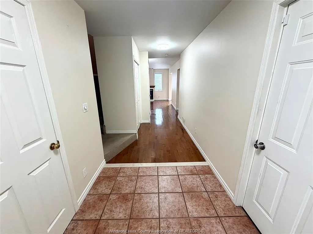 3 bed, 1.5 bath, $2,500 — Photo 3