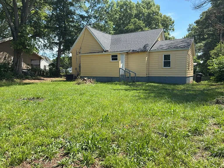 313 G St — Photo 18