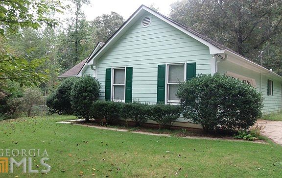 2nd image of 15 Rebekah Ct