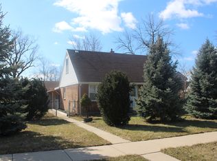 7101 W 82nd Pl, Burbank, IL 60459