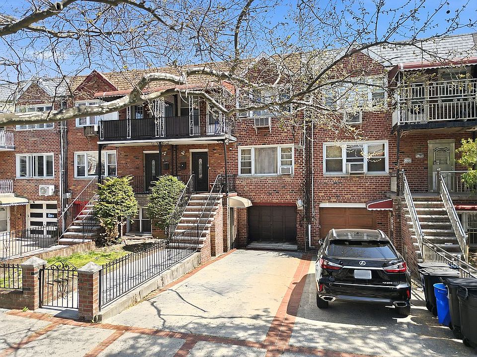 1st image of 1097 E 58th St