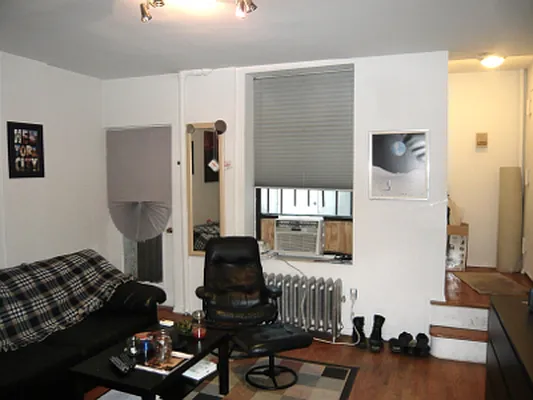 Rented by Veracity NYC LLC | media 12