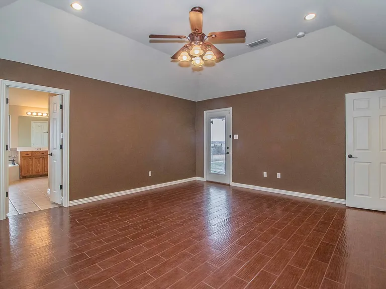 5957 Stacy Ln — Photo 22
