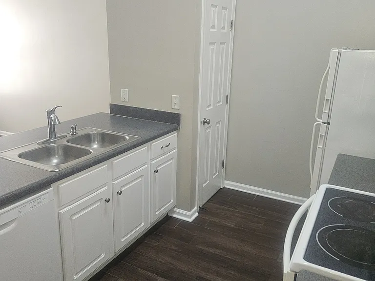 1014 Stonemark Trl — Photo 9