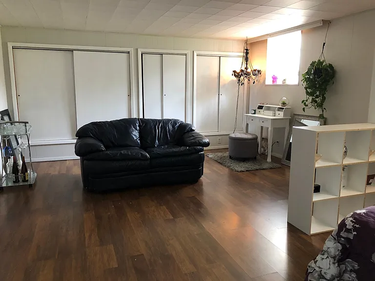 414 Locust St #4 — Photo 9