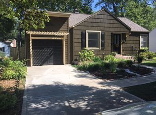 5925 Fontana St, Fairway, KS 66205