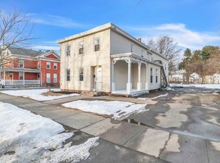 49 Pochassic St, Westfield, MA 01085