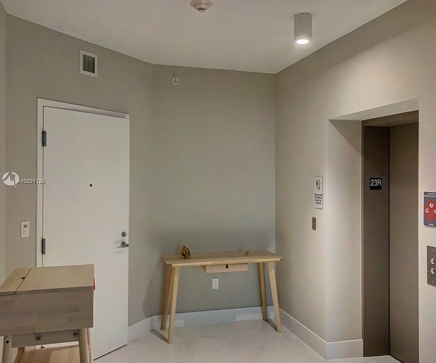 1st image of 16385 Biscayne Blvd APT 2301