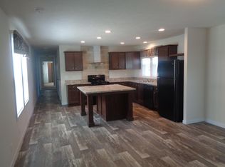 3956 Shoreham St, Jackson, MI 49201