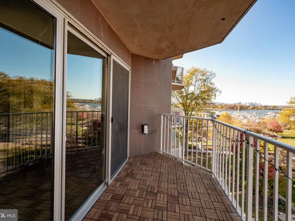 560 N St SW APT N503, Washington, DC 20024