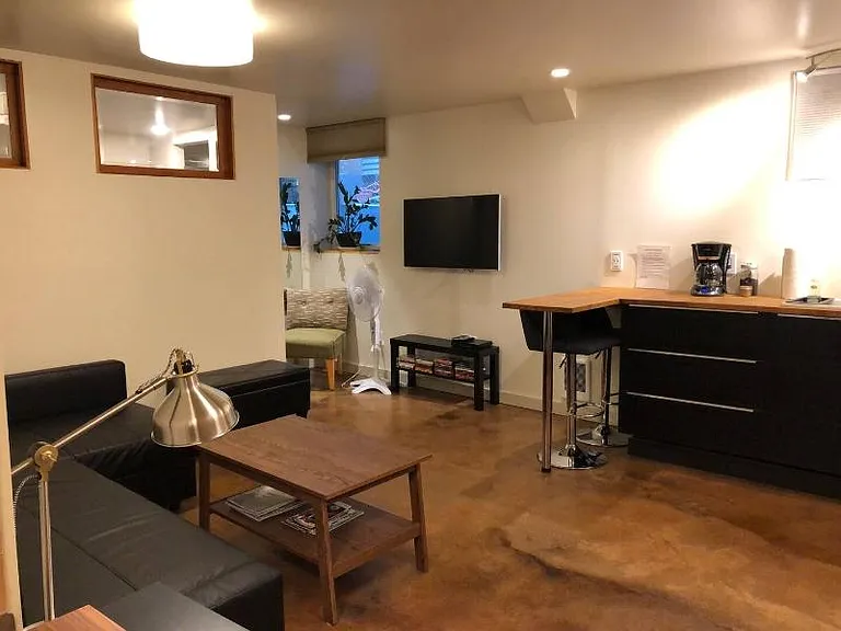 5323 NE Garfield Ave #B — Photo 1