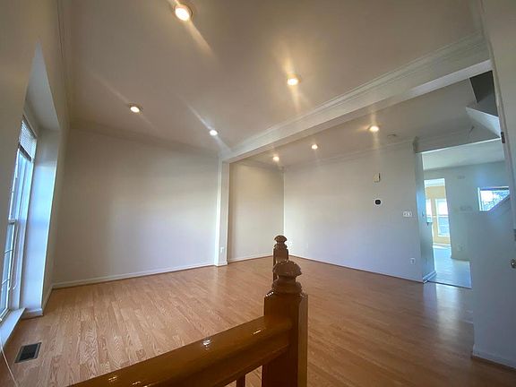 3rd image of 14540 Pittman Ct