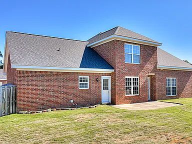 3rd image of 7603 Senators Ridge Dr