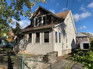 70 Narragansett Blvd, Chicopee, MA 01013