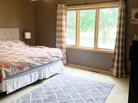 Large master bedroom 