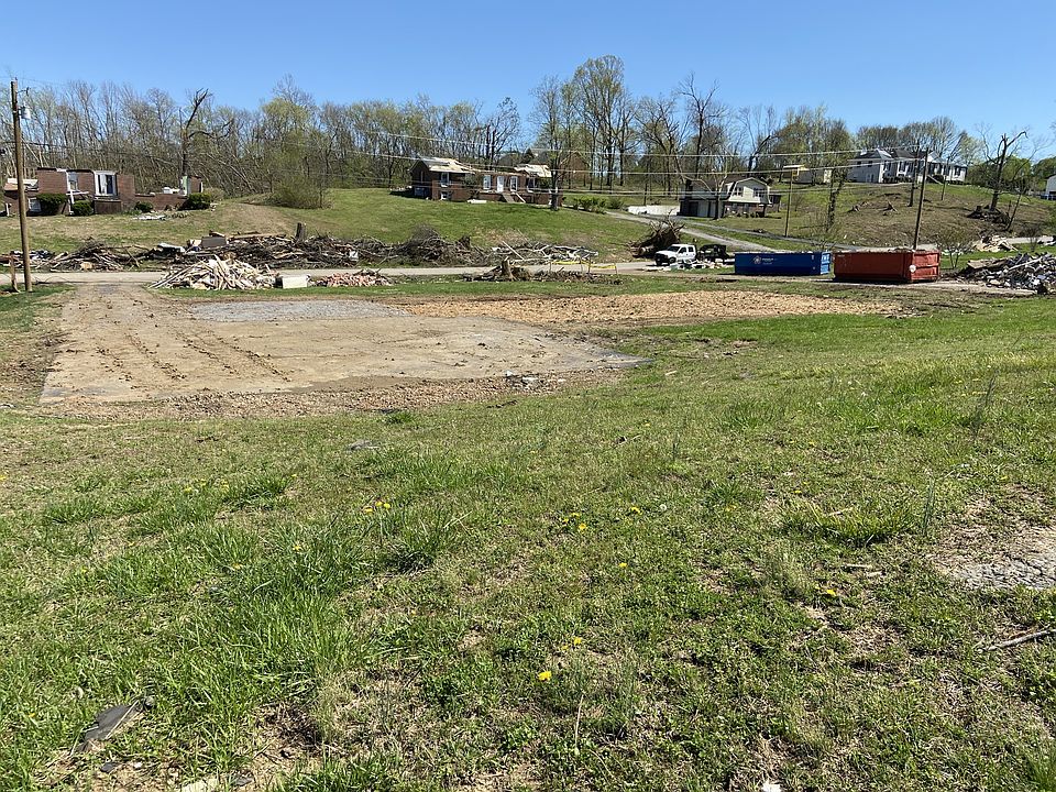 1st image of 123 Catalpa Dr