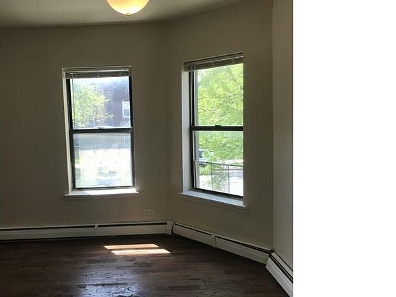 5th image of 4910 W Jackson Blvd APT 1