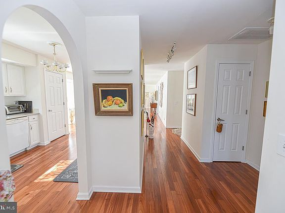 4th image of 32319 Mulligan Way #4354