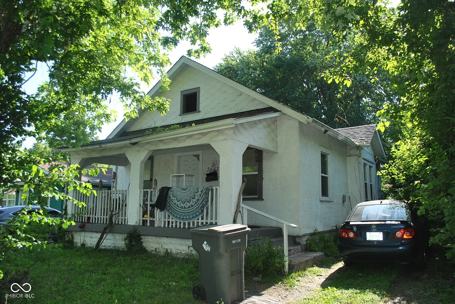 3443 N Chester Ave photo 1