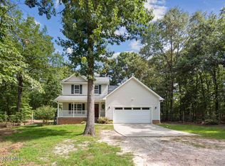 227 D L Phillips Ln, Broadway, NC 27505