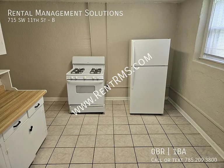 715 SW 11th St #B — Photo 6