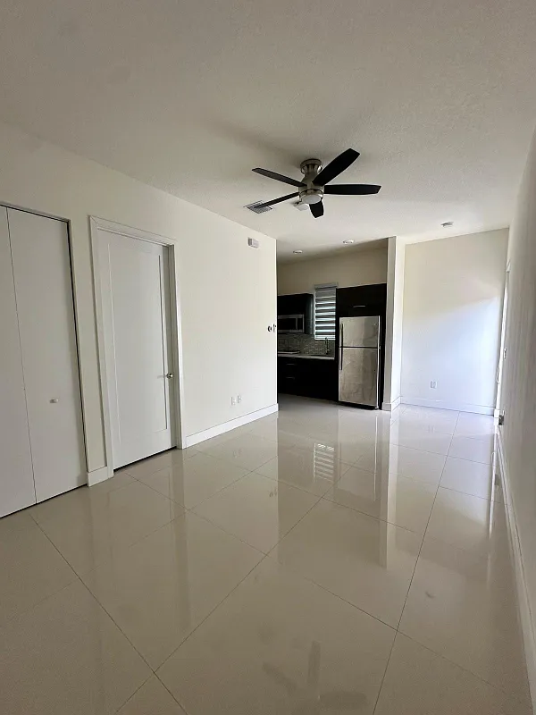 Modern 1 Bed/1 Bath Condo in Doral | Available 06/01/2025 | $2000/mo | FL — Photo 4