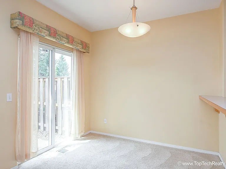 6554 NE Forest Ln — Photo 13